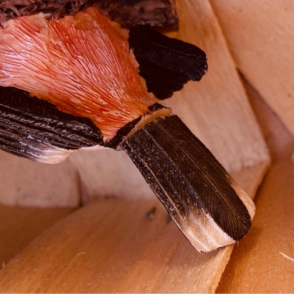 Vintage Collection of 2 🦆,🦉, Loons, 2 Robins, Bird House🖊️✏️ , New Wooden 🧺 - Picture 7 of 16